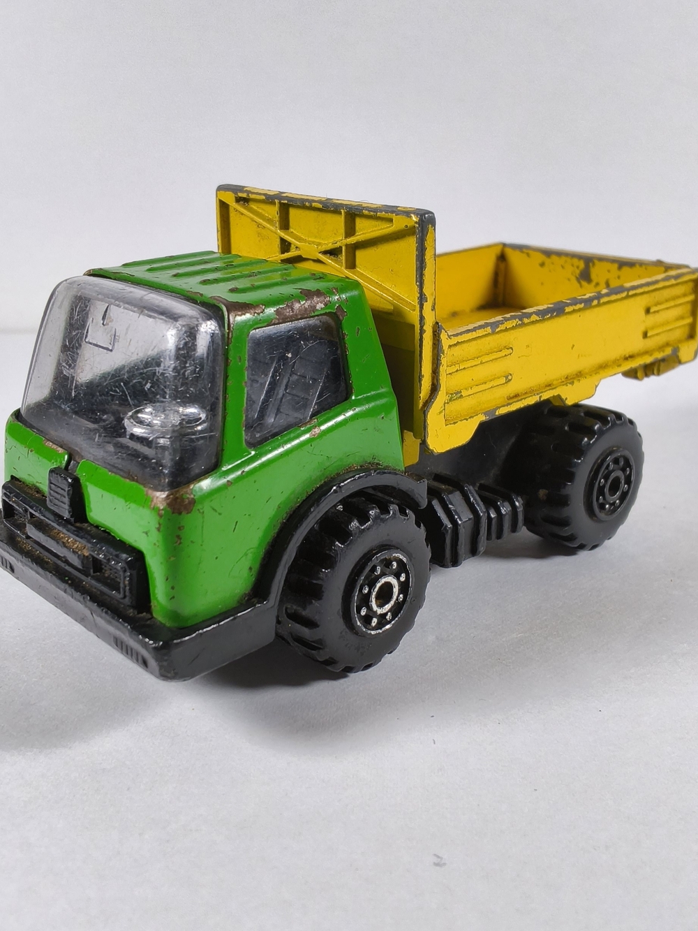 Vintage Tonka Green Yellow Dump Truck Made in Japan Pressed Steel 1:50 Scale